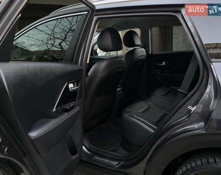 Сірий Кіа Niro, об'ємом двигуна 0 л та пробігом 136 тис. км за 18899 $, фото 26 на Automoto.ua