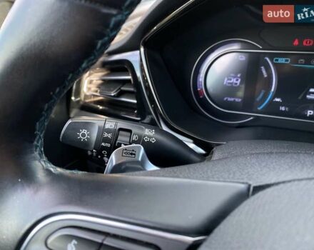 Серый Киа Niro, объемом двигателя 0 л и пробегом 66 тыс. км за 24200 $, фото 25 на Automoto.ua