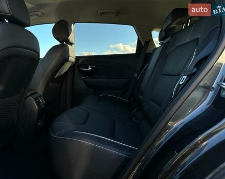 Серый Киа Niro, объемом двигателя 0 л и пробегом 54 тыс. км за 23900 $, фото 78 на Automoto.ua