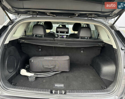 Серый Киа Niro, объемом двигателя 0 л и пробегом 147 тыс. км за 18450 $, фото 77 на Automoto.ua