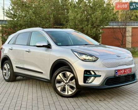 Киа Niro 2021 в Бердичеве на Automoto.ua Серый Киа Niro, объемом двигателя 0 л и пробегом 70 тыс. км за 21350 $, фото 8 на Automoto.ua