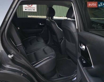 Сірий Кіа Niro, об'ємом двигуна 0 л та пробігом 136 тис. км за 18899 $, фото 30 на Automoto.ua