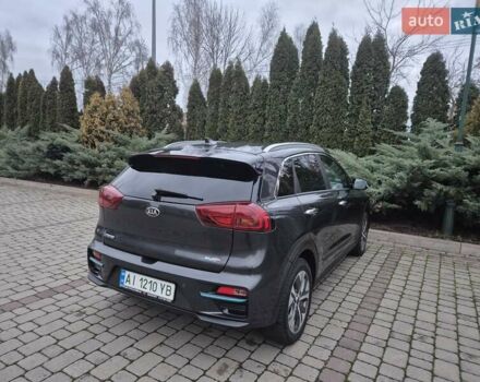 Серый Киа Niro, объемом двигателя 0 л и пробегом 79 тыс. км за 20450 $, фото 9 на Automoto.ua