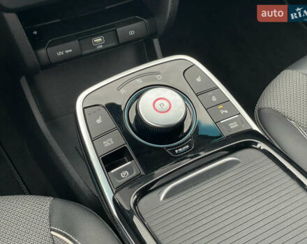 Сірий Кіа Niro, об'ємом двигуна 0 л та пробігом 52 тис. км за 22999 $, фото 41 на Automoto.ua