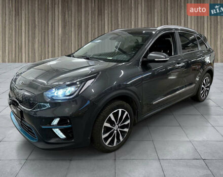 Серый Киа Niro, объемом двигателя 0 л и пробегом 98 тыс. км за 15800 $, фото 1 на Automoto.ua