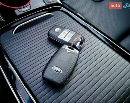 Киа Niro 2021 в Бердичеве на Automoto.ua Серый Киа Niro, объемом двигателя 0 л и пробегом 70 тыс. км за 21350 $, фото 62 на Automoto.ua
