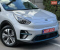 Сірий Кіа Niro, об'ємом двигуна 0 л та пробігом 141 тис. км за 17799 $, фото 7 на Automoto.ua