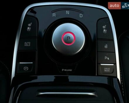 Серый Киа Niro, объемом двигателя 0 л и пробегом 54 тыс. км за 23900 $, фото 67 на Automoto.ua