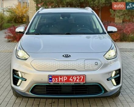 Киа Niro 2021 в Бердичеве на Automoto.ua Серый Киа Niro, объемом двигателя 0 л и пробегом 70 тыс. км за 21350 $, фото 5 на Automoto.ua