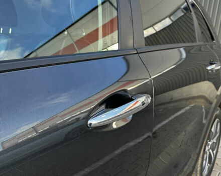 Серый Киа Niro, объемом двигателя 0 л и пробегом 86 тыс. км за 23400 $, фото 38 на Automoto.ua