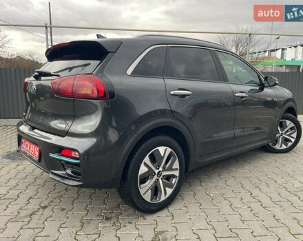 Сірий Кіа Niro, об'ємом двигуна 0 л та пробігом 52 тис. км за 22999 $, фото 16 на Automoto.ua