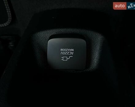 Серый Киа Niro, объемом двигателя 0 л и пробегом 54 тыс. км за 23900 $, фото 83 на Automoto.ua