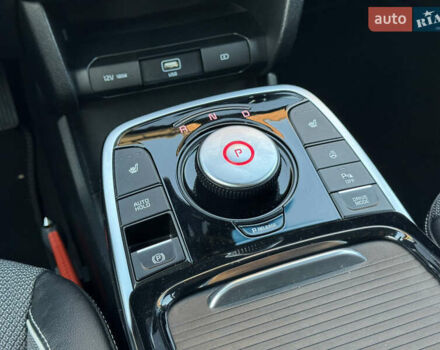 Серый Киа Niro, объемом двигателя 0 л и пробегом 139 тыс. км за 17999 $, фото 50 на Automoto.ua