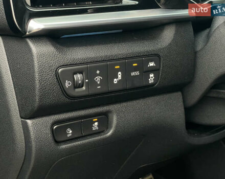 Сірий Кіа Niro, об'ємом двигуна 0 л та пробігом 52 тис. км за 22999 $, фото 51 на Automoto.ua