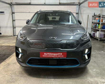 Сірий Кіа Niro, об'ємом двигуна 0 л та пробігом 97 тис. км за 22900 $, фото 12 на Automoto.ua