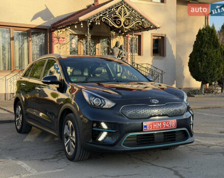 Серый Киа Niro, объемом двигателя 0 л и пробегом 157 тыс. км за 18350 $, фото 4 на Automoto.ua