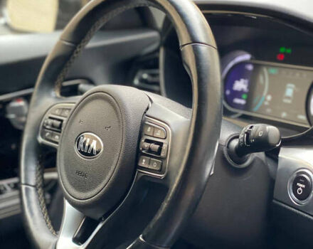 Серый Киа Niro, объемом двигателя 0 л и пробегом 149 тыс. км за 18550 $, фото 28 на Automoto.ua