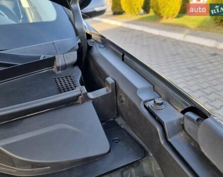 Серый Киа Niro, объемом двигателя 0 л и пробегом 121 тыс. км за 18750 $, фото 37 на Automoto.ua