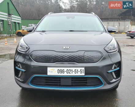 Сірий Кіа Niro, об'ємом двигуна 0 л та пробігом 106 тис. км за 20950 $, фото 1 на Automoto.ua