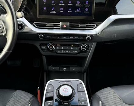 Сірий Кіа Niro, об'ємом двигуна 0 л та пробігом 88 тис. км за 21700 $, фото 37 на Automoto.ua