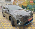 Серый Киа Niro, объемом двигателя 0 л и пробегом 137 тыс. км за 18950 $, фото 9 на Automoto.ua