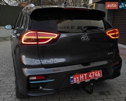 Сірий Кіа Niro, об'ємом двигуна 0 л та пробігом 136 тис. км за 18899 $, фото 8 на Automoto.ua