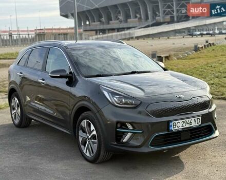 Сірий Кіа Niro, об'ємом двигуна 0 л та пробігом 88 тис. км за 21700 $, фото 18 на Automoto.ua