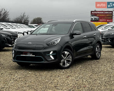 Серый Киа Niro, объемом двигателя 0 л и пробегом 39 тыс. км за 23100 $, фото 3 на Automoto.ua