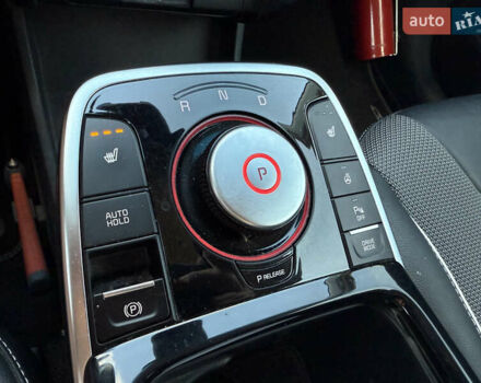 Серый Киа Niro, объемом двигателя 0 л и пробегом 131 тыс. км за 17599 $, фото 13 на Automoto.ua