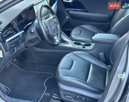 Серый Киа Niro, объемом двигателя 1.6 л и пробегом 57 тыс. км за 24900 $, фото 20 на Automoto.ua