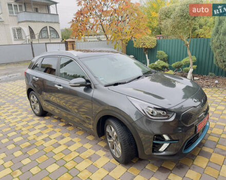 Серый Киа Niro, объемом двигателя 0 л и пробегом 137 тыс. км за 18450 $, фото 7 на Automoto.ua