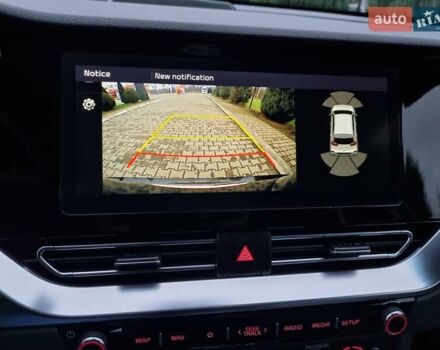 Серый Киа Niro, объемом двигателя 0 л и пробегом 42 тыс. км за 22850 $, фото 55 на Automoto.ua