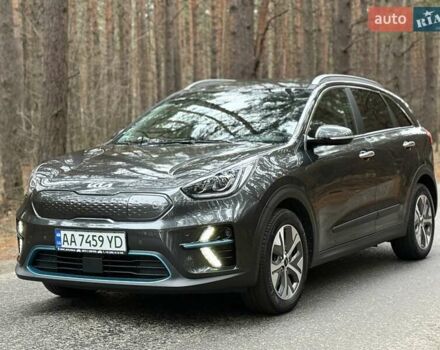 Сірий Кіа Niro, об'ємом двигуна 0 л та пробігом 72 тис. км за 22999 $, фото 8 на Automoto.ua