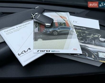 Сірий Кіа Niro, об'ємом двигуна 0 л та пробігом 72 тис. км за 22999 $, фото 80 на Automoto.ua