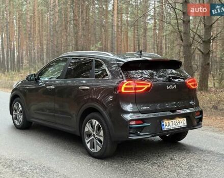 Сірий Кіа Niro, об'ємом двигуна 0 л та пробігом 72 тис. км за 22999 $, фото 13 на Automoto.ua