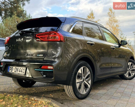 Киа Niro 2022 в Дрогобыче на Automoto.ua Серый Киа Niro, объемом двигателя 0 л и пробегом 44 тыс. км за 24400 $, фото 5 на Automoto.ua
