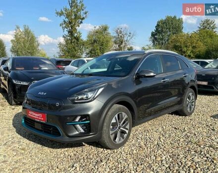 Сірий Кіа Niro, об'ємом двигуна 0 л та пробігом 73 тис. км за 23900 $, фото 19 на Automoto.ua