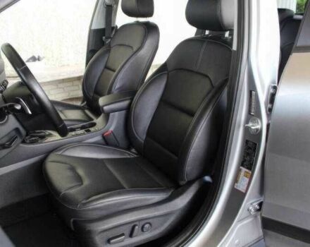 Сірий Кіа Niro, об'ємом двигуна 1.6 л та пробігом 45 тис. км за 11500 $, фото 11 на Automoto.ua