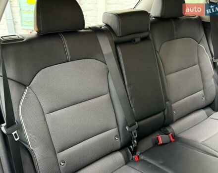 Серый Киа Niro, объемом двигателя 0 л и пробегом 22 тыс. км за 25107 $, фото 35 на Automoto.ua