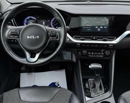 Серый Киа Niro, объемом двигателя 1.6 л и пробегом 20 тыс. км за 12900 $, фото 10 на Automoto.ua