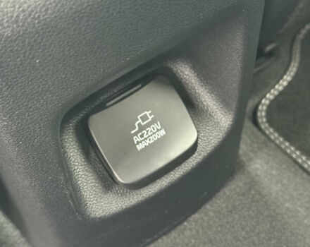 Серый Киа Niro, объемом двигателя 0 л и пробегом 37 тыс. км за 24400 $, фото 8 на Automoto.ua