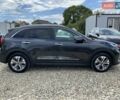 Сірий Кіа Niro, об'ємом двигуна 0 л та пробігом 66 тис. км за 23200 $, фото 15 на Automoto.ua