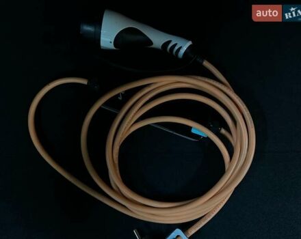 Серый Киа Niro, объемом двигателя 0 л и пробегом 37 тыс. км за 24900 $, фото 82 на Automoto.ua