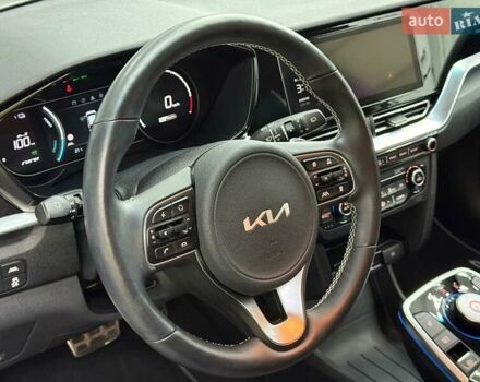 Серый Киа Niro, объемом двигателя 0 л и пробегом 22 тыс. км за 25107 $, фото 21 на Automoto.ua