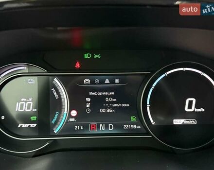 Серый Киа Niro, объемом двигателя 0 л и пробегом 22 тыс. км за 25107 $, фото 24 на Automoto.ua