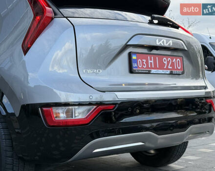 Серый Киа Niro, объемом двигателя 0 л и пробегом 95 тыс. км за 22700 $, фото 37 на Automoto.ua