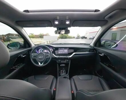 Серый Киа Niro, объемом двигателя 1.6 л и пробегом 25 тыс. км за 5000 $, фото 10 на Automoto.ua