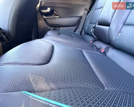 Сірий Кіа Niro, об'ємом двигуна 0 л та пробігом 60 тис. км за 22400 $, фото 21 на Automoto.ua