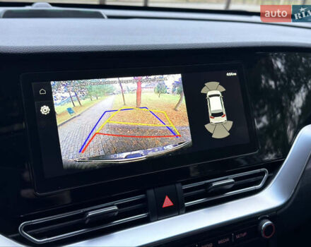 Серый Киа Niro, объемом двигателя 0 л и пробегом 40 тыс. км за 25900 $, фото 23 на Automoto.ua
