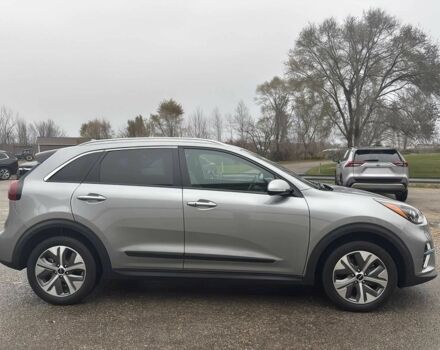 Серый Киа Niro, объемом двигателя 0 л и пробегом 21 тыс. км за 11000 $, фото 7 на Automoto.ua